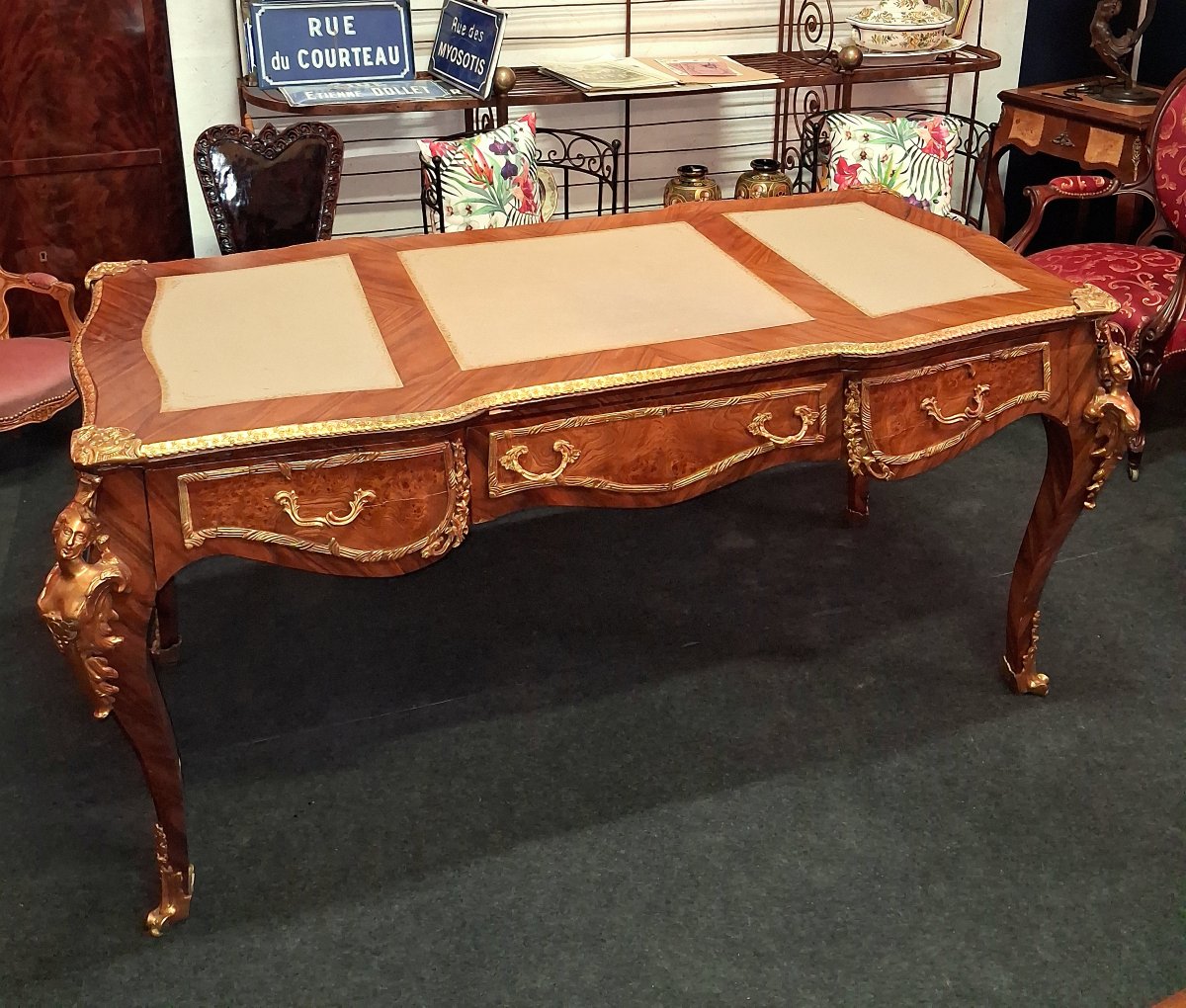 Large, Flat Louis XV-style Desk, Modeled After A Design By Charles Cressent, Featuring Marquetry And Gilded Bronze  -photo-3