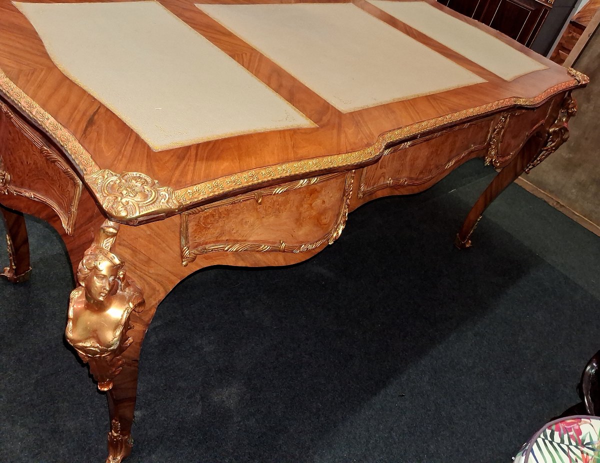 Large, Flat Louis XV-style Desk, Modeled After A Design By Charles Cressent, Featuring Marquetry And Gilded Bronze  -photo-6