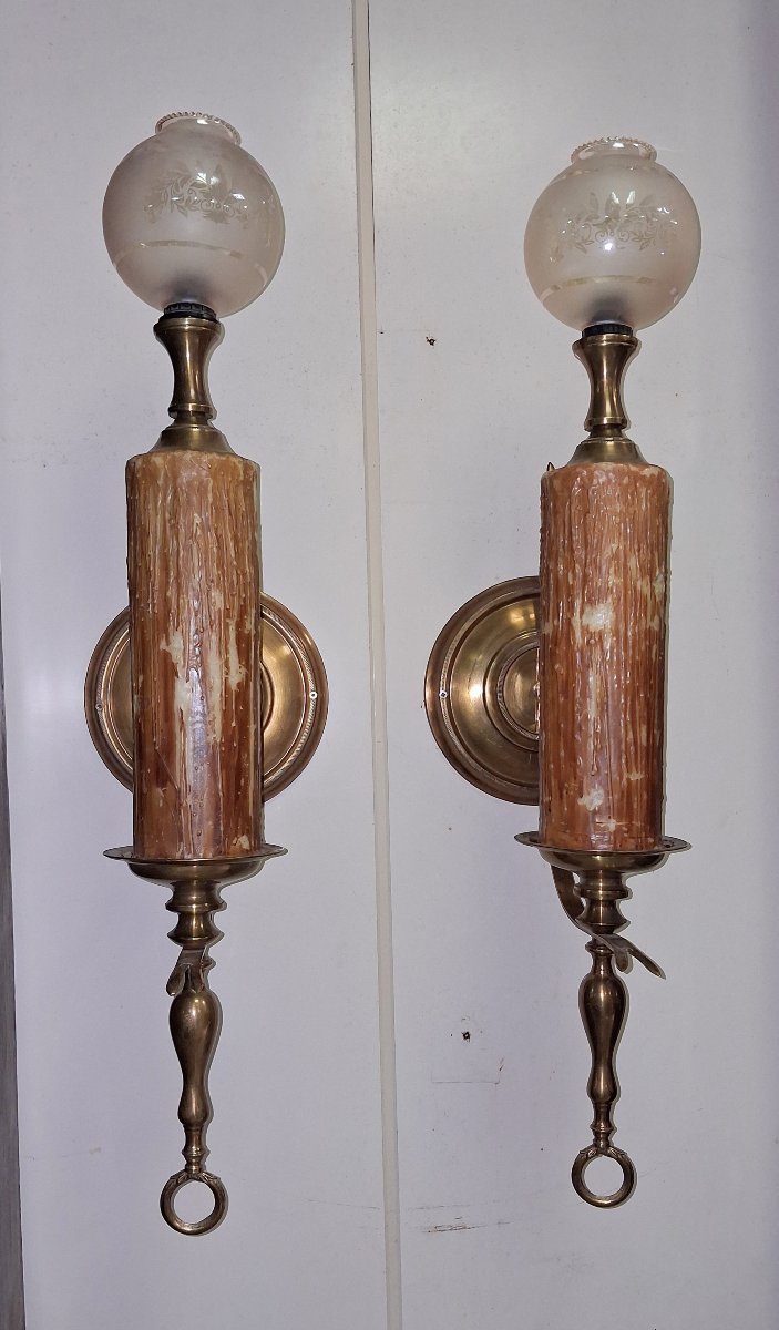 Pair Of Candleholder-style Wall Sconces In Bronze And Gold-plated Brass With Glass Globes -photo-1