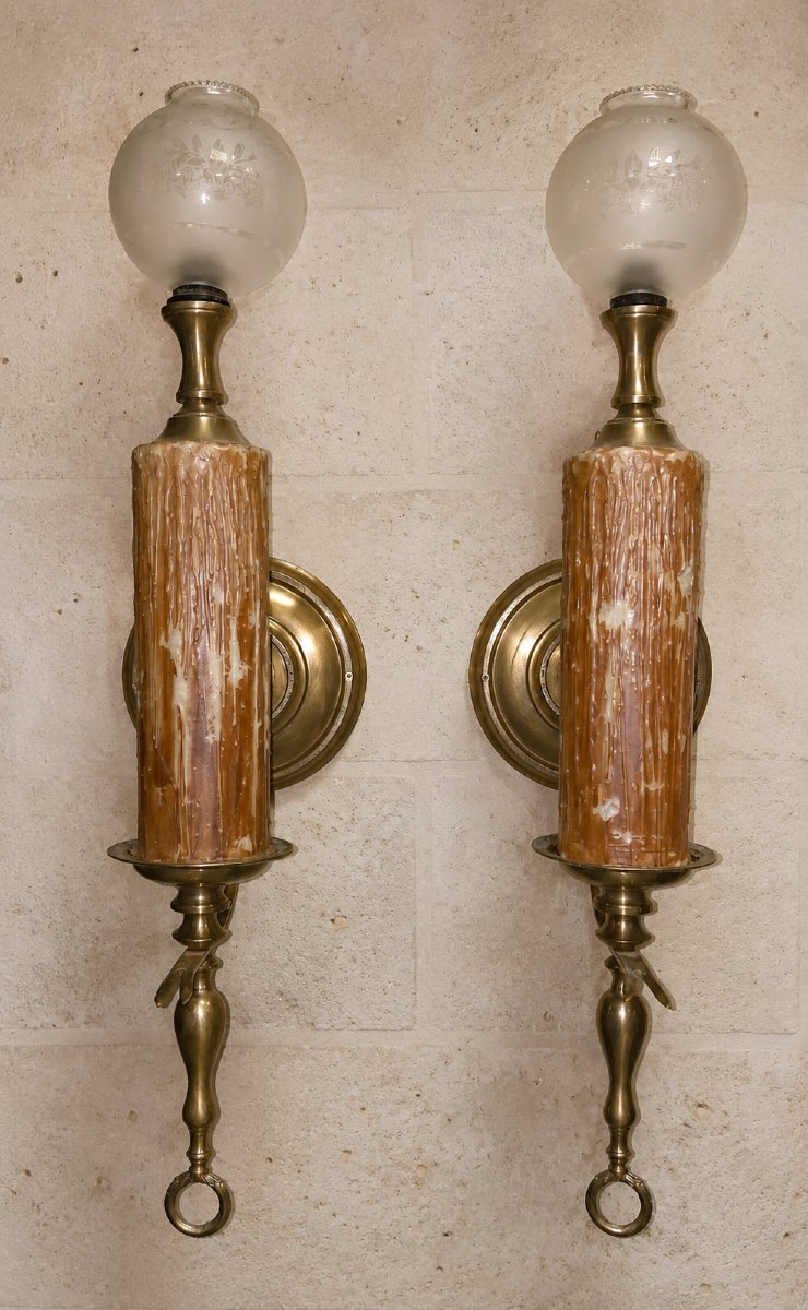 Pair Of Candleholder-style Wall Sconces In Bronze And Gold-plated Brass With Glass Globes 
