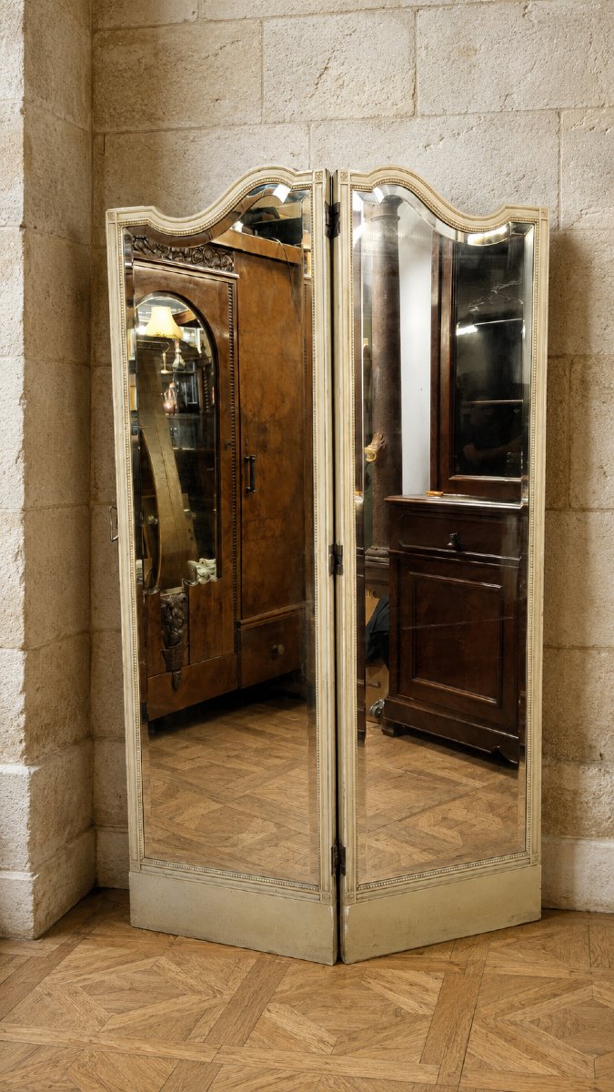 Paravent à deux feuilles en bois laqué crème et miroirs biseautés – Style Louis XVI 