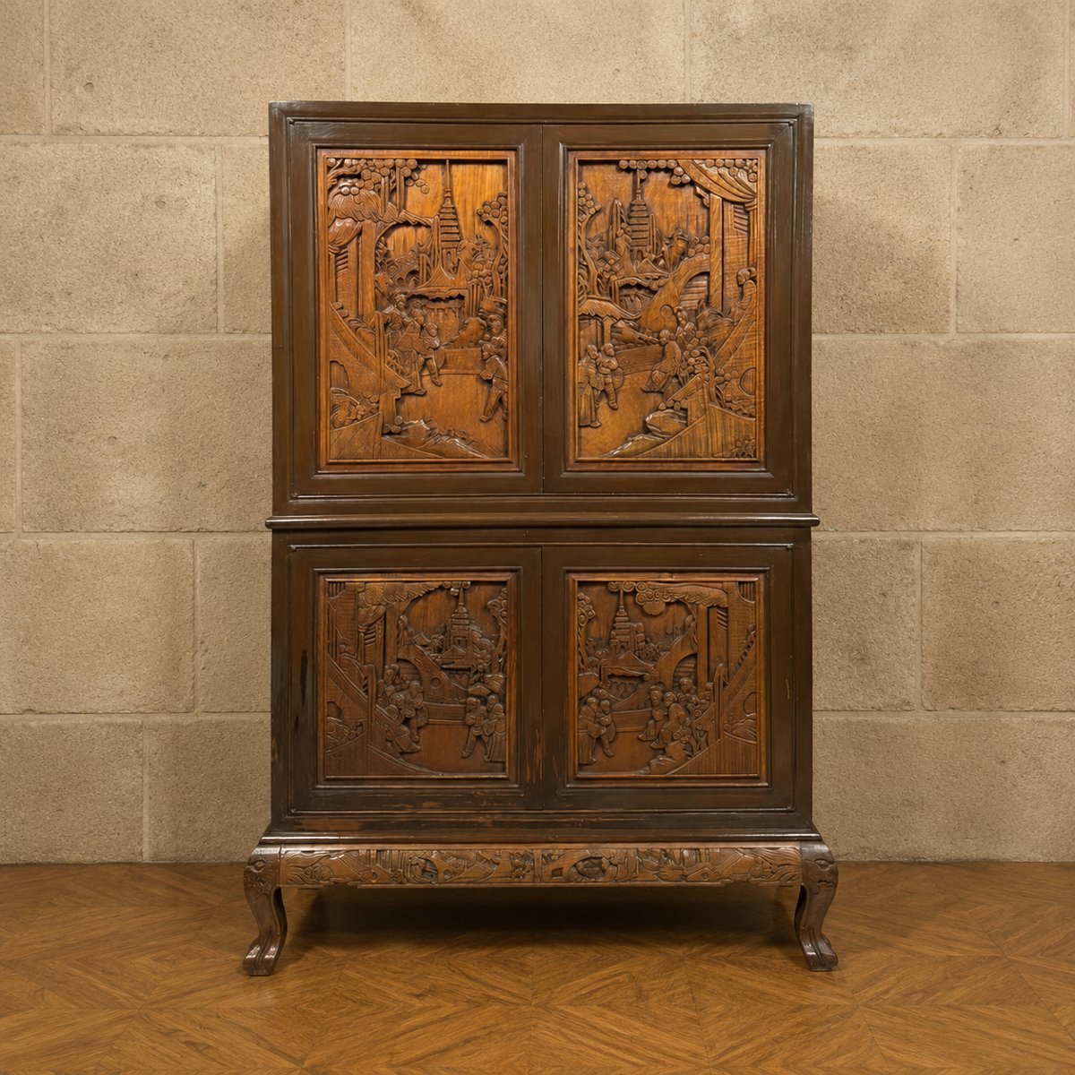 Swiveling Chinese Cabinet Made Of Camphor Wood 