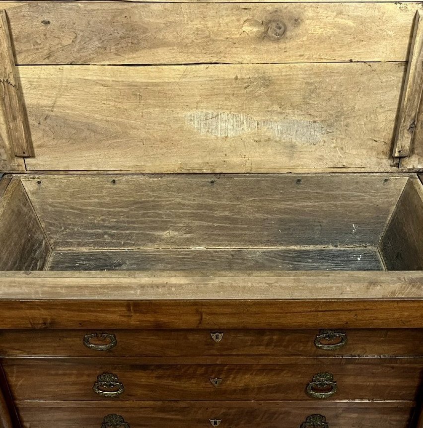 Walnut Column-style Kneading Chest – Empire Period, 19th Century-photo-2