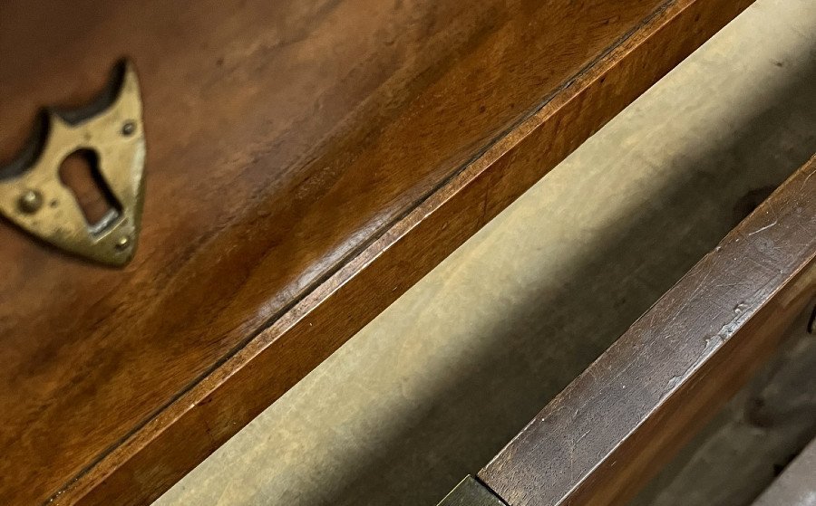 Walnut Column-style Kneading Chest – Empire Period, 19th Century-photo-4