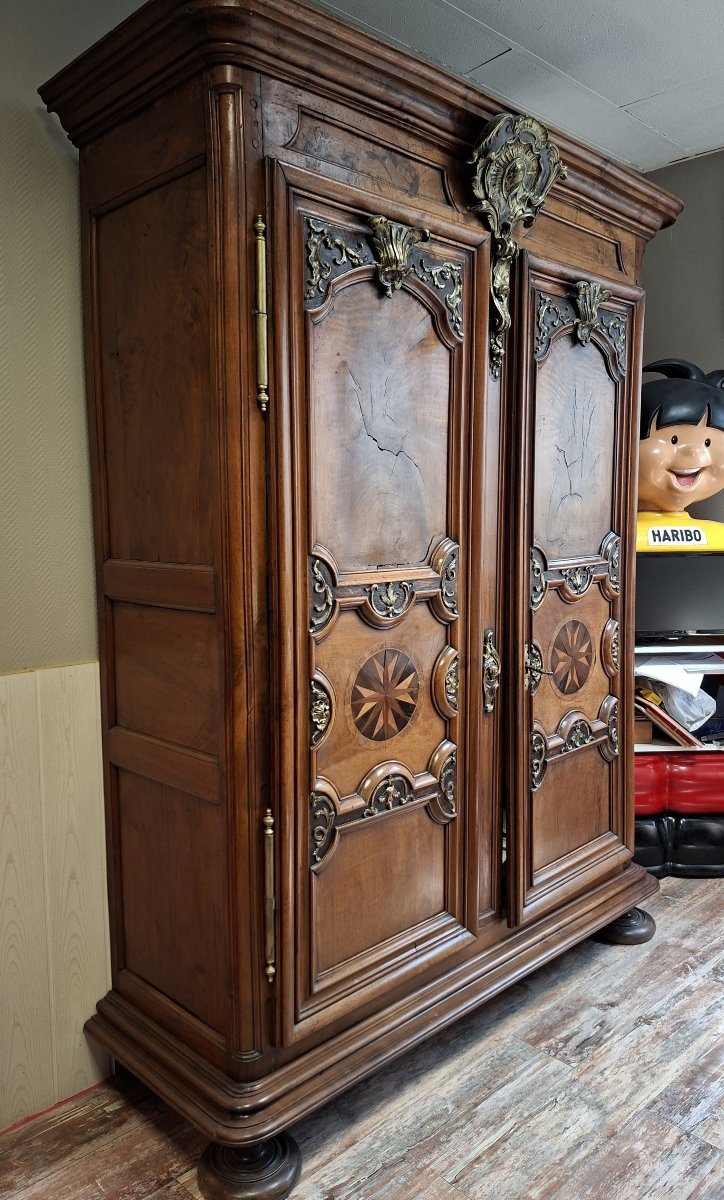 Richly Molded And Inlaid Louis XIV Walnut Cabinet – 18th Century-photo-2