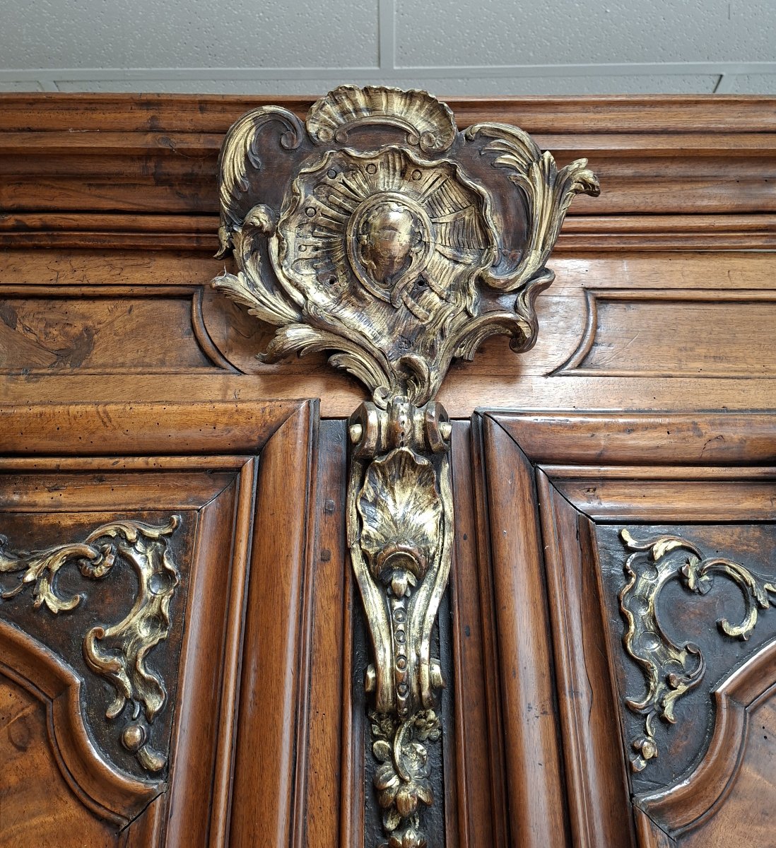 Richly Molded And Inlaid Louis XIV Walnut Cabinet – 18th Century-photo-3