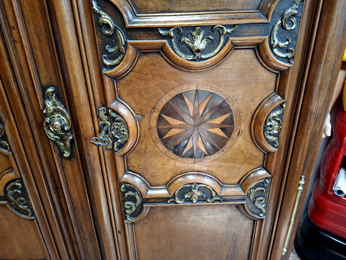 Richly Molded And Inlaid Louis XIV Walnut Cabinet – 18th Century-photo-2