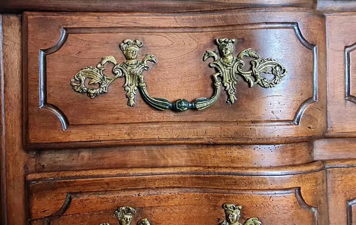Commode Arbalette d'époque Régence en noyer – Dessus de marbre – Bronzes d'origine  -photo-2