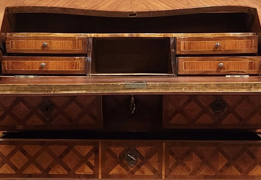 Inlaid Sloping-top Desk – Louis XV Period  -photo-4
