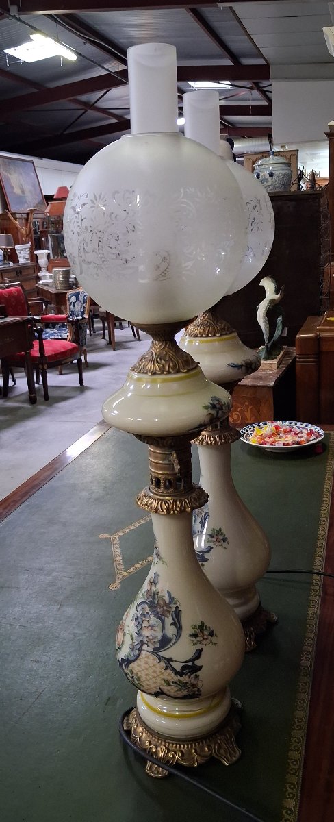 Pair Of Electrified Oil Lamps Made Of Painted Opaline Glass – 19th Century -photo-1