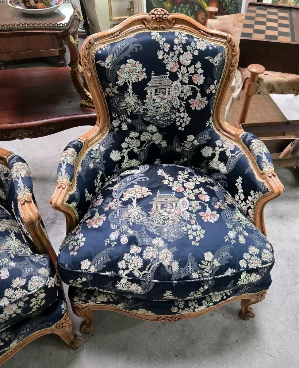 Paire de bergères de style Louis XV à tapisserie japonisante -photo-4