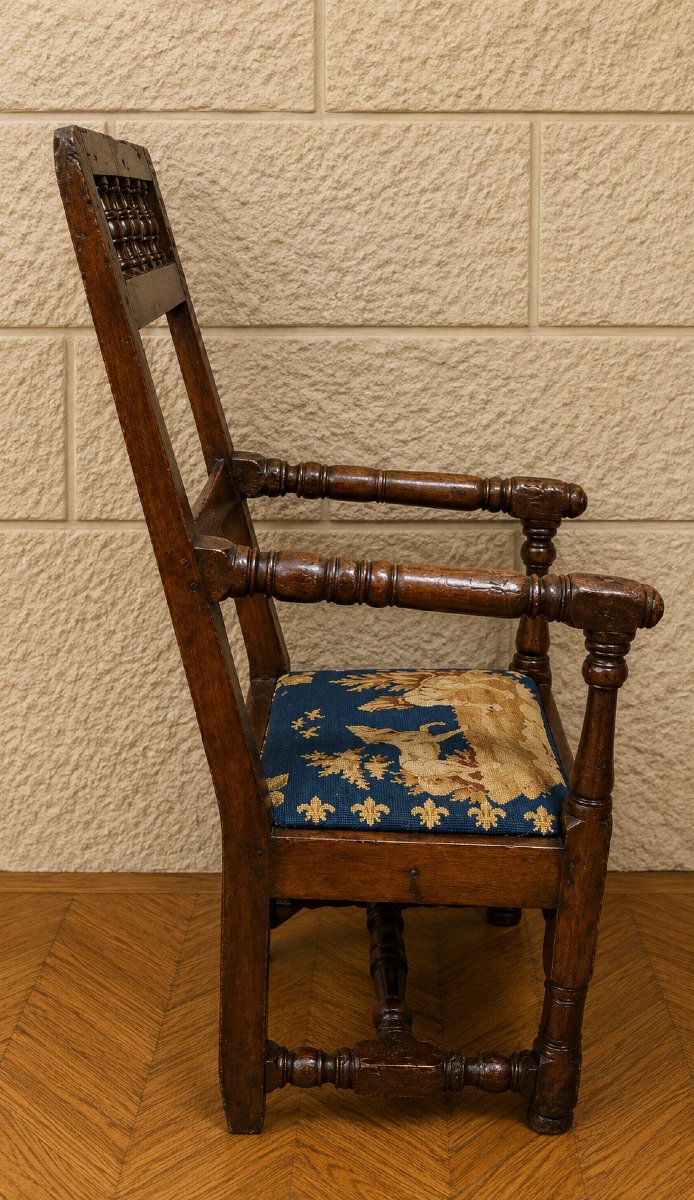 Louis XIII-style Antique Armchair In Walnut -photo-4