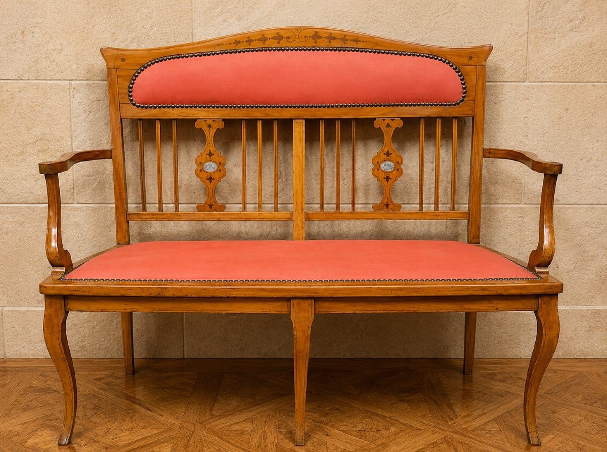 Banquette époque Art Nouveau en bois fruitier marqueté  