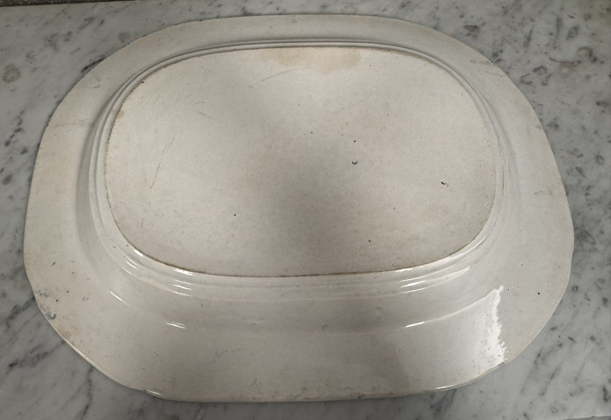 Grand plat en faïence fine bleu et blanc à décor chinoisant – XIXe siècle -photo-2
