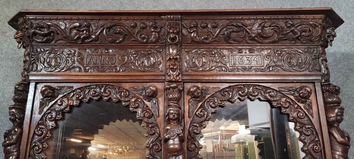 Grand buffet deux-corps style Renaissance richement sculpté – « ANNO 1634 »-photo-6