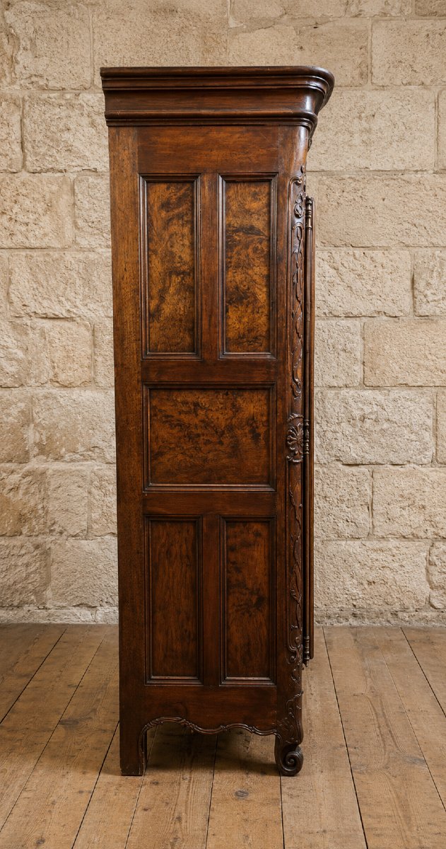 Importante armoire de mariage Louis XV en noyer et ronce – Vallée du Rhône – XVIIIe siècle  -photo-2