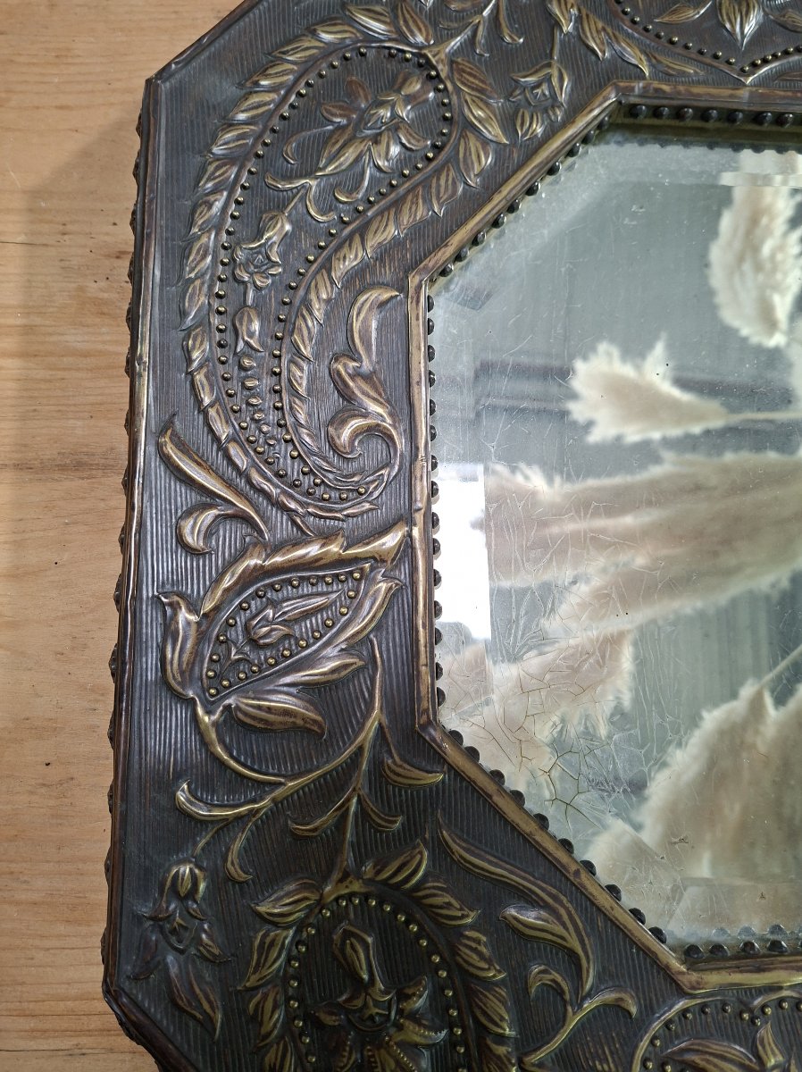 Miroir octogonal en cuivre repoussé – Décor floral et orientaliste -photo-2