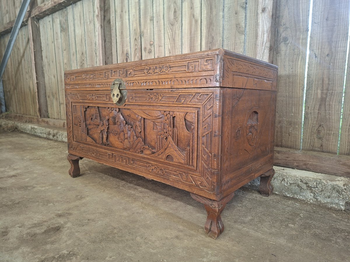20th-century Asian Chest Made Of Camphor Wood, Richly Carved And Decorated With Traditional Motifs-photo-2