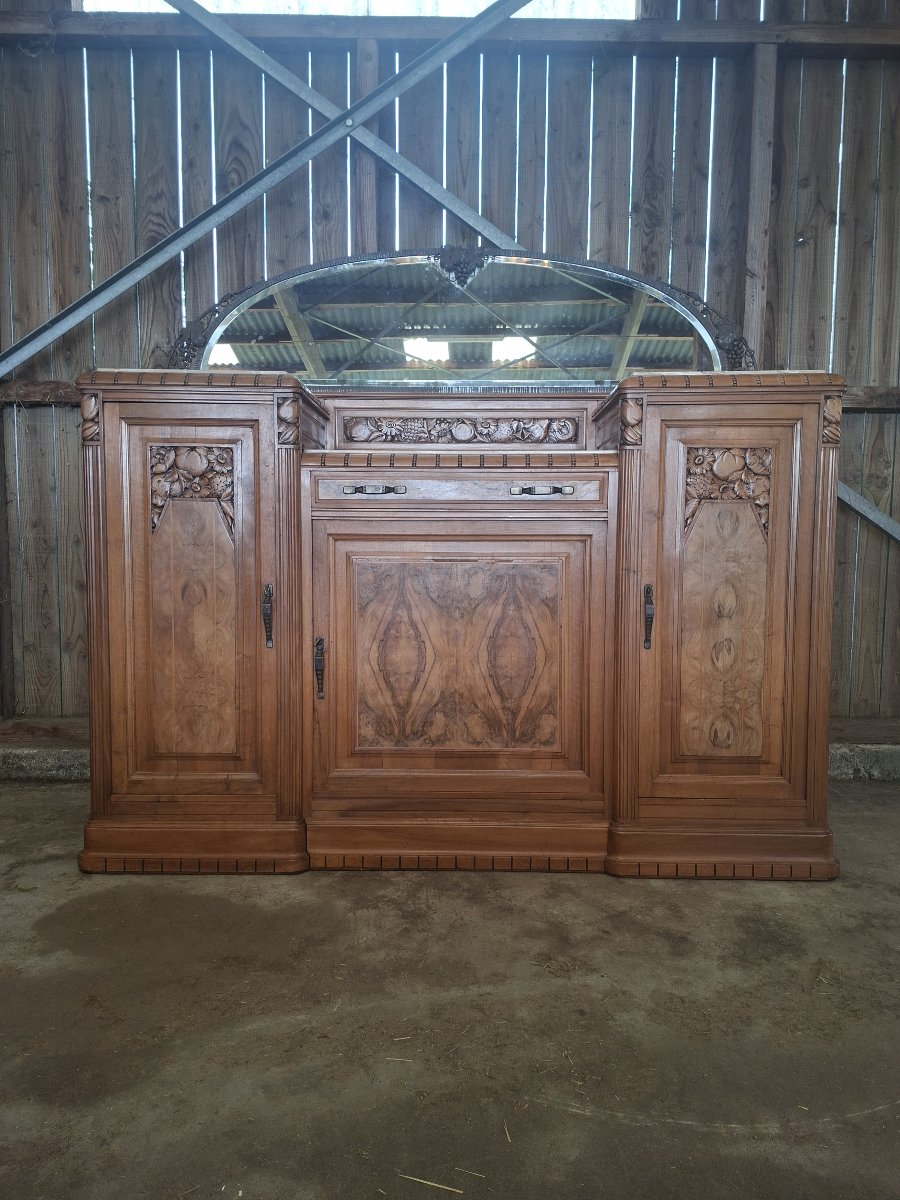 Buffet Art Déco en noyer sculpté avec miroir – vers 1930-photo-2