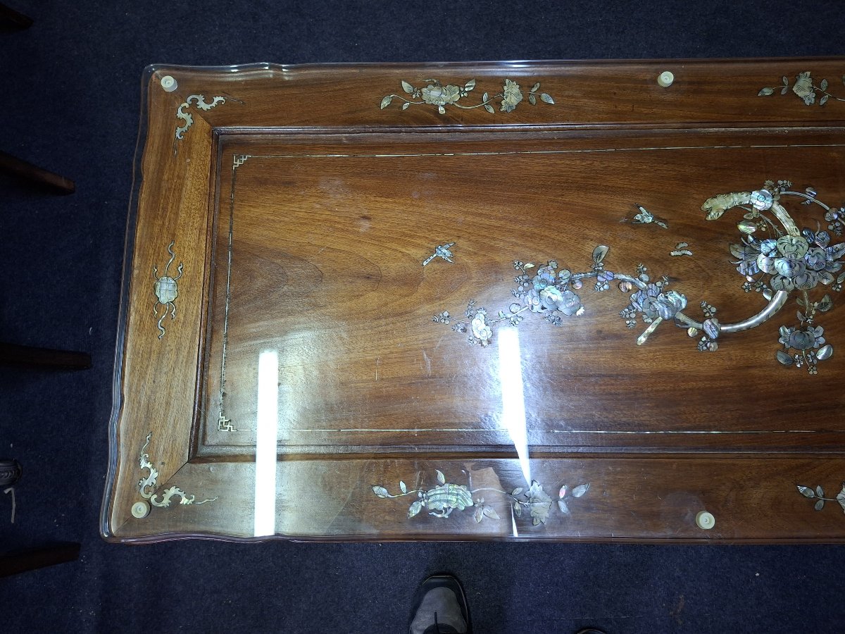 Chinese Coffee Table Made Of Carved Wood With Mother-of-pearl Inlays – 20th Century -photo-4