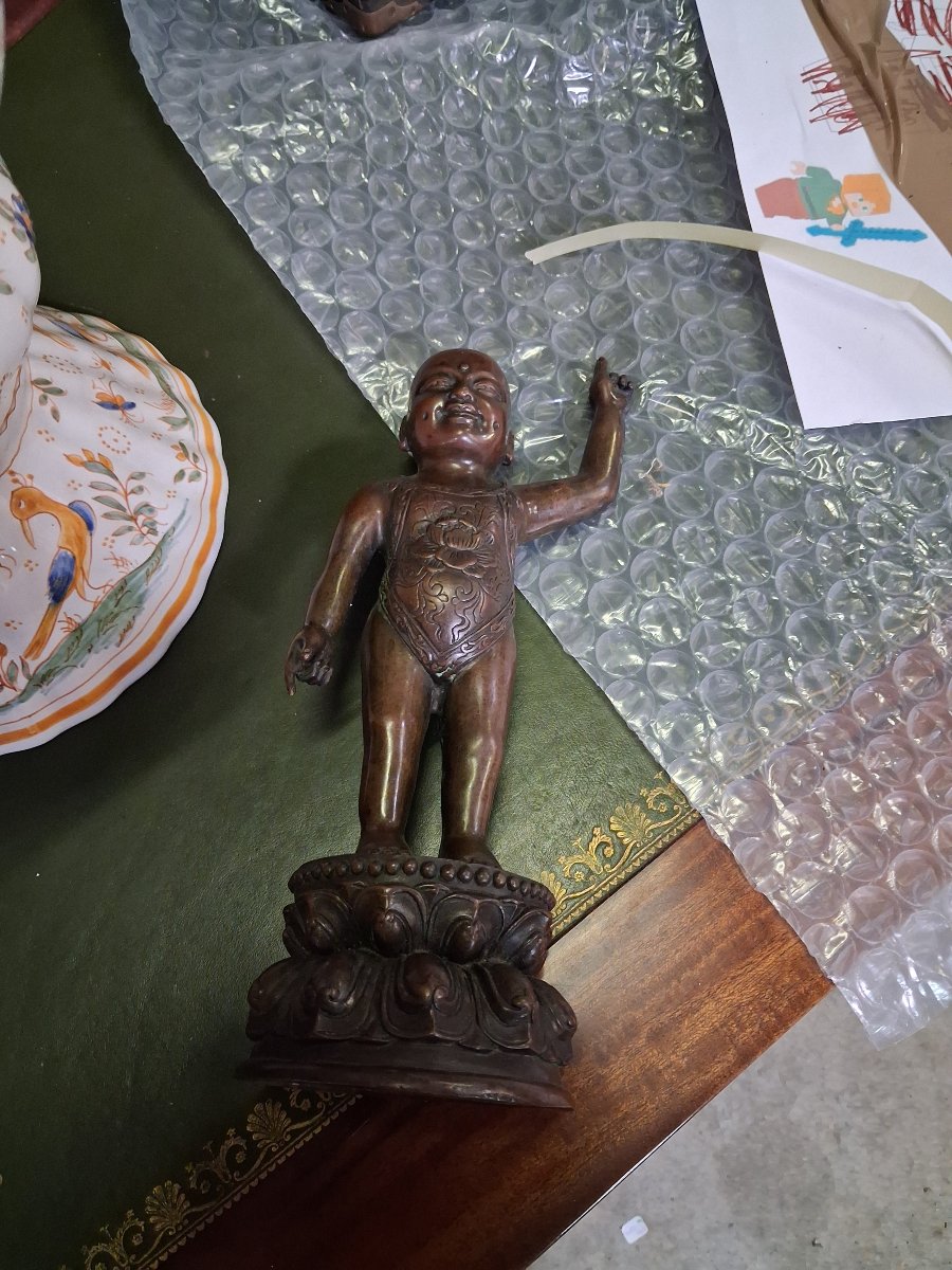 Statuette Asiatique en bronze – Enfant sur socle lotiforme – H. 30 cm-photo-6