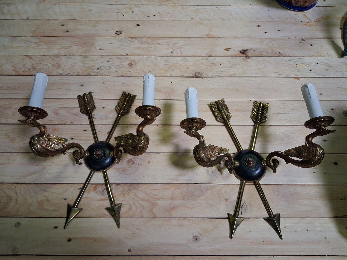 Pair Of Gilded Bronze Wall Sconces Featuring Birds And Arrows-photo-2
