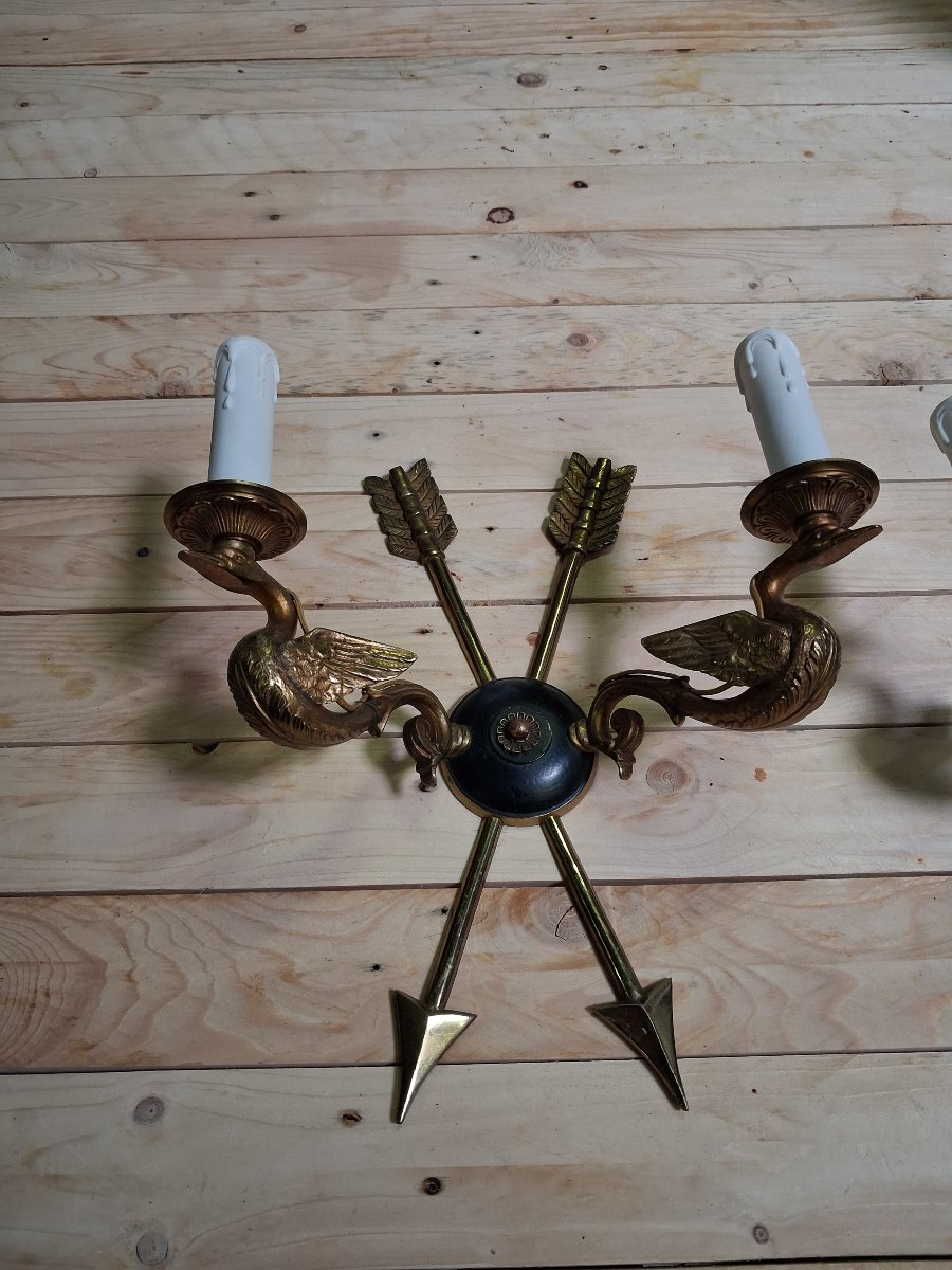Pair Of Gilded Bronze Wall Sconces Featuring Birds And Arrows-photo-2