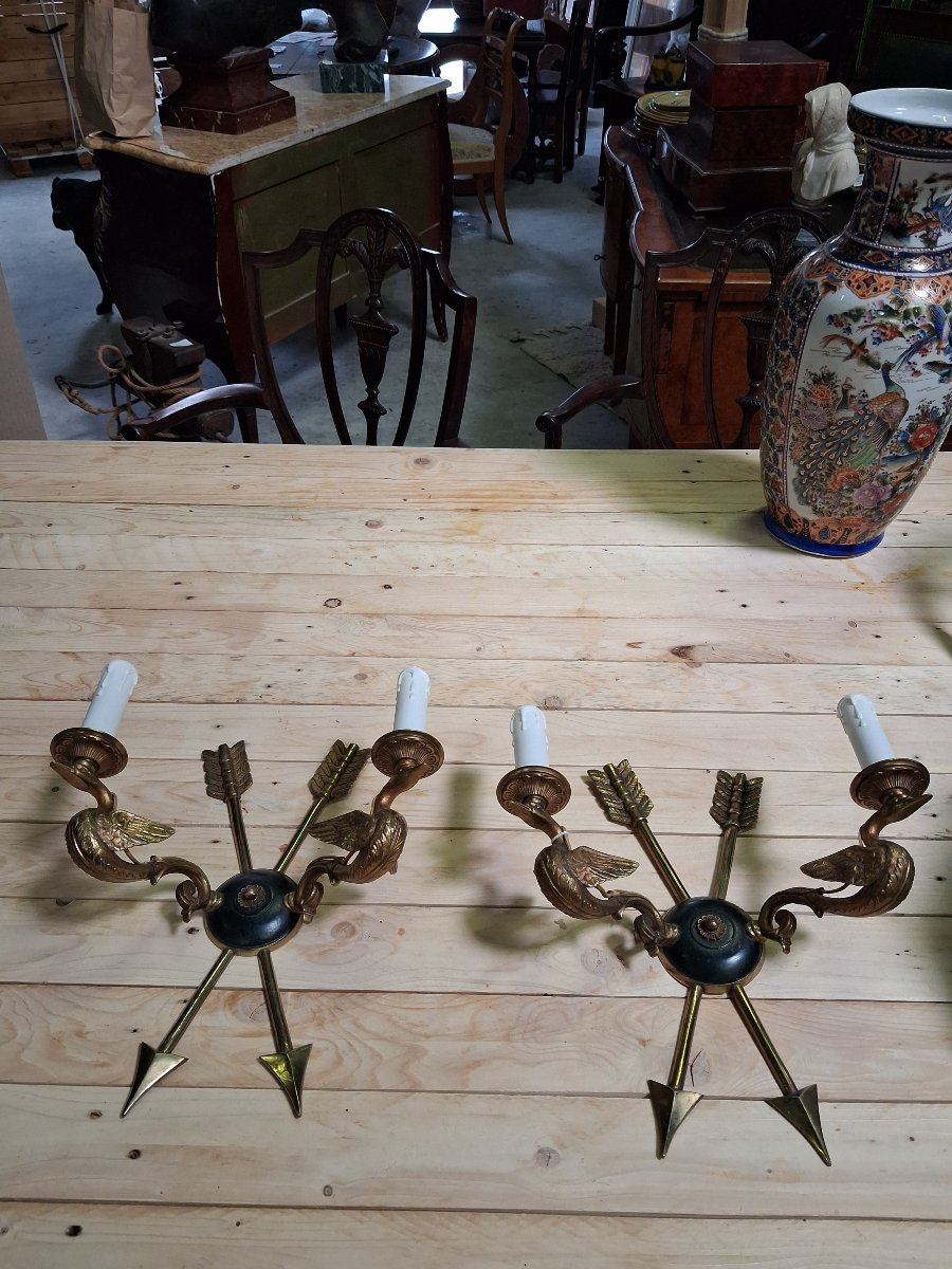 Pair Of Gilded Bronze Wall Sconces Featuring Birds And Arrows-photo-4