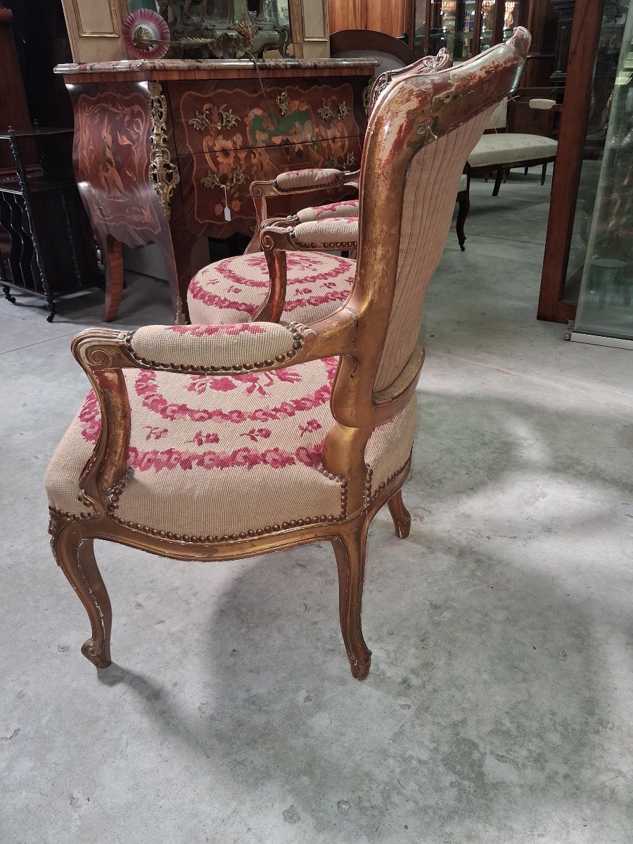 Paire de fauteuils dorés de style Louis XV – Tapisserie au petit point -photo-3