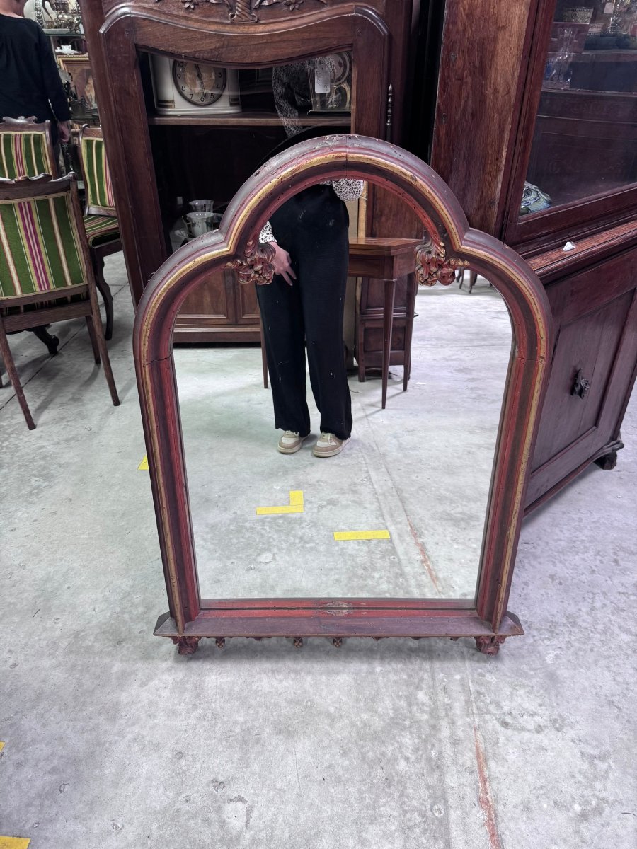 Grand miroir néogothique polylobé en bois sculpté et doré – XXe siècle -photo-4