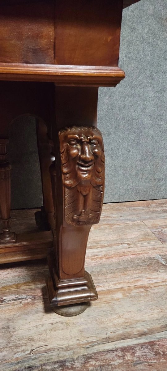 Carved Walnut Coffee Table – Neo-renaissance Style – 19th Century -photo-4