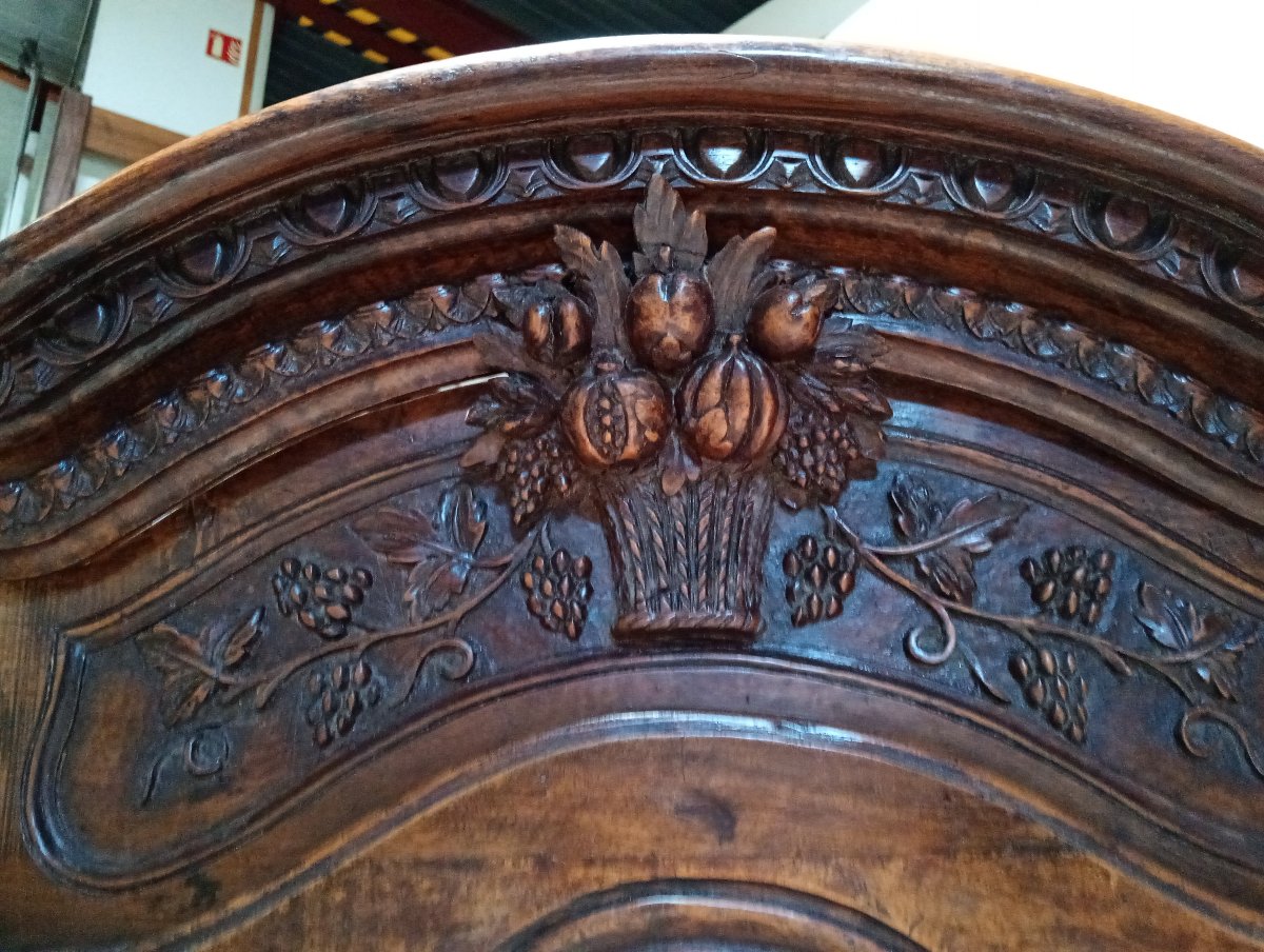 Louis XV-style Stocking Frame In Richly Carved Walnut – 19th Century -photo-2