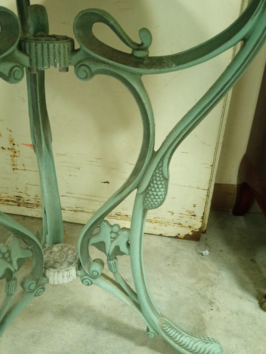 Art Nouveau-style Cast-iron Side Table - Ketall – Spain – Gray Marble Top -photo-4