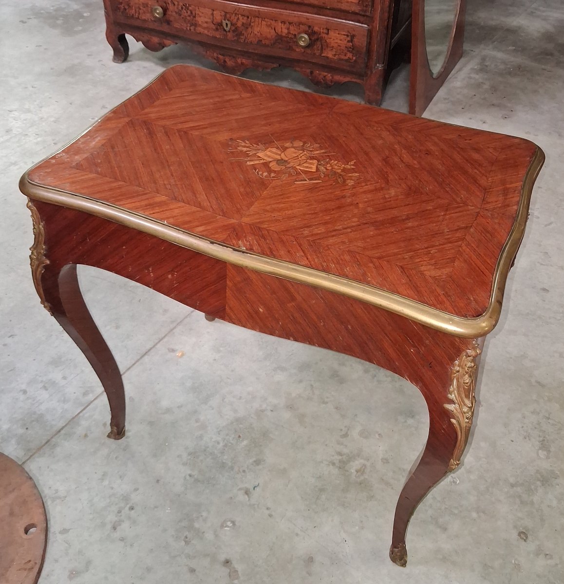 Louis XV-style Ladies' Writing Table / Desk – Marquetry And Gilded Bronze -photo-3