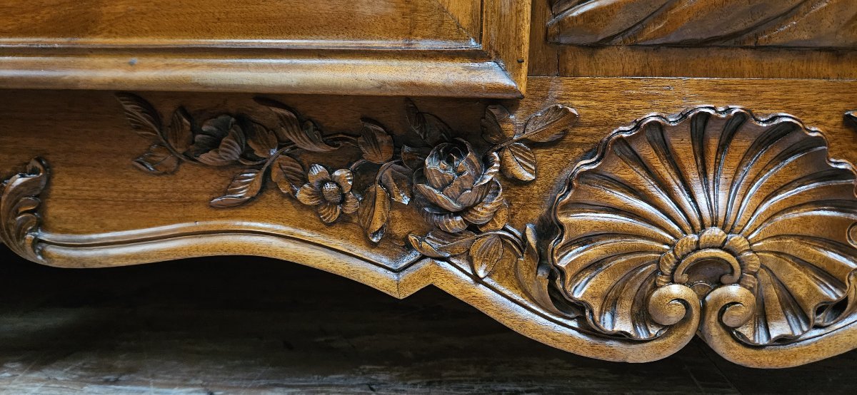 Large Carved Walnut Sideboard / Credenza—with Putto Decoration—20th Century -photo-1