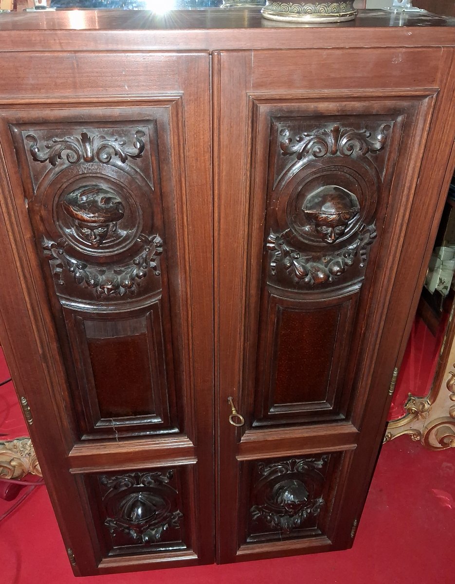 Armoire à pipes - meuble de collectionneur en bois sculpté – Style Renaissance – XIXe siècle -photo-5