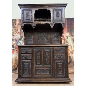 Cabinet Style Renaissance En Bois Sculpté