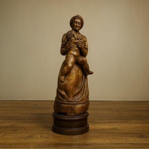 Ecole Française du XVIIème : très grande sculpture figurant une maternité / haut 120cm  