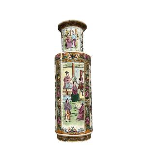 Vase Chinois forme rouleau, Style Famille Rose, en porcelaine Peint main 