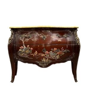 Curved Lacquered Chest Of Drawers With Japanese-style Decor