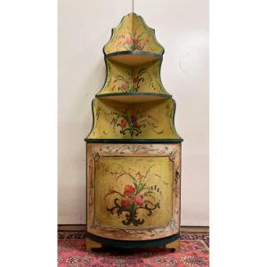 Encoignure galbée style Louis XV Venitienne en bois laqué