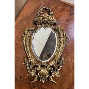 Miroir au putto style Louis XV Rocaille en bronze doré