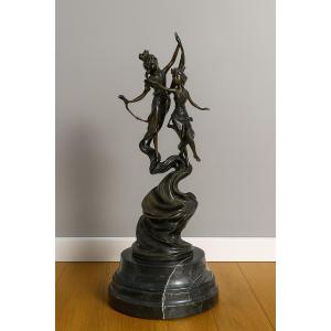 D'après Auguste Moreau : sculpture en bronze "La Danse des Nymphes"