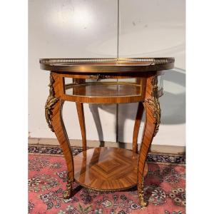 Table vitrine style Louis XV en bois de rose et bois de violette