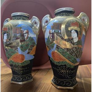 Japon fin XIXeme : paire de vases en faience de Satsuma