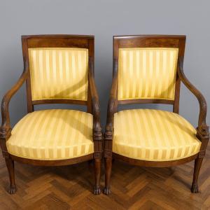 Paire de fauteuils Gondoles aux dauphins époque Empire en acajou 