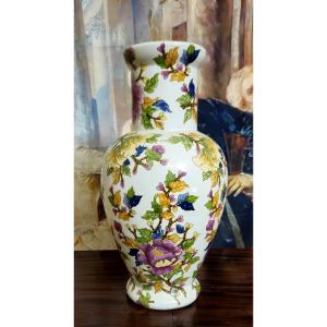 Important Porcelain Vase With Floral Decoration – Asian Style – 20th Century  