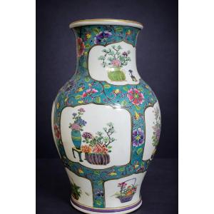 Vase en porcelaine décor floral – Style asiatique - XXeme  