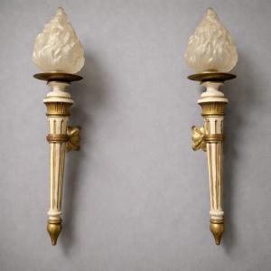 Paire d’appliques murales style Louis XVI – flambeaux décoratifs 