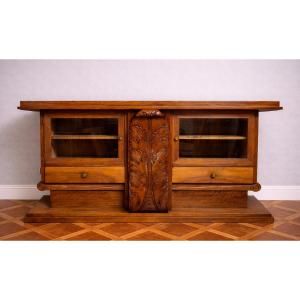 Enfilade / meuble vitrine rare époque Art Déco en noyer sculpté  